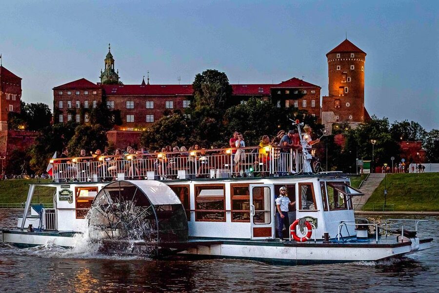 Krakow: Sightseeing Cruise by Vistula River - A One-Hour River Reset Under Wawel Hill