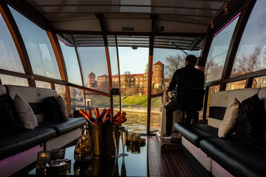 Krakow: Sightseeing Cruise on Vistula River with Audio Guide - Is $26 a good value for this Krakow river cruise?