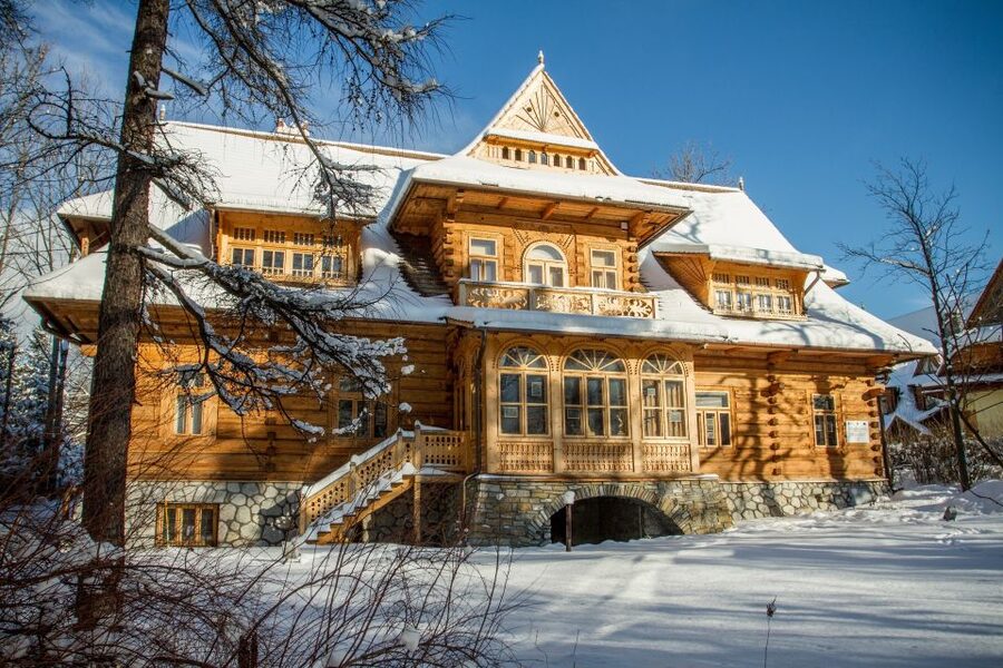 Krakow: Tatra Mountains and Zakopane Full-Day Private Tour - Oscypek and the smoked cheese moment