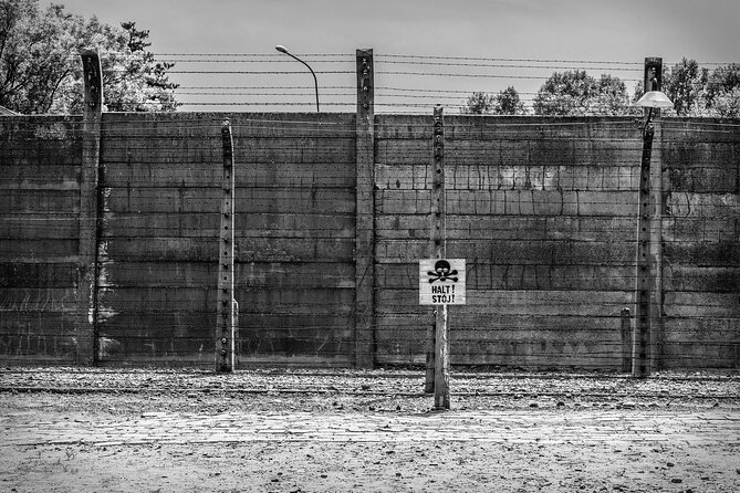 Krakow to Auschwitz-Birkenau Live Guided Tour & Hotel Pick-up - Krakow to Auschwitz-Birkenau: the bus ride that shapes the whole day