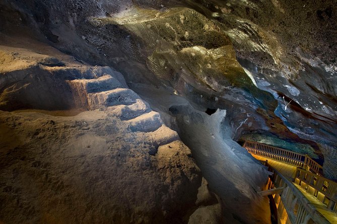 Krakow to Wieliczka: Salt Mine Guided Tour with Ticket & Transfer - Meet-ups and transfers in Krakow: how to avoid stress
