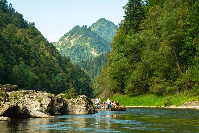 Krakow: Traditional Dunajec River Rafting with Mountain Chairlift - Spare Time in Szczawnica Main Square, Then Back to Krakow