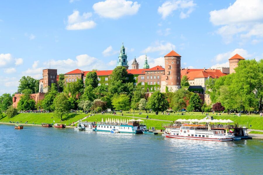 Krakow: Vistula River Cruise with Historical Views - The Audio Guide in English and Polish: What It Does Well
