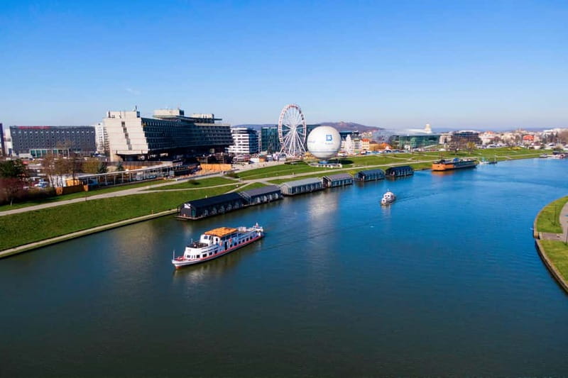 Krakow: Vistula River Sightseeing Cruise with Audio Guide - Nimfa or Orka: What the Boat Experience Feels Like