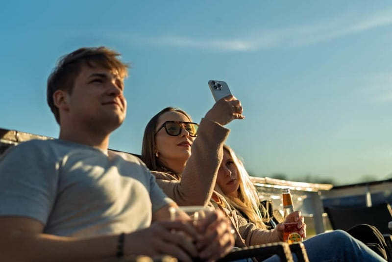 Krakow: Vistula River Sightseeing Cruise with Audio Guide - Where to meet: Wiślany Ogród and the deck at the river