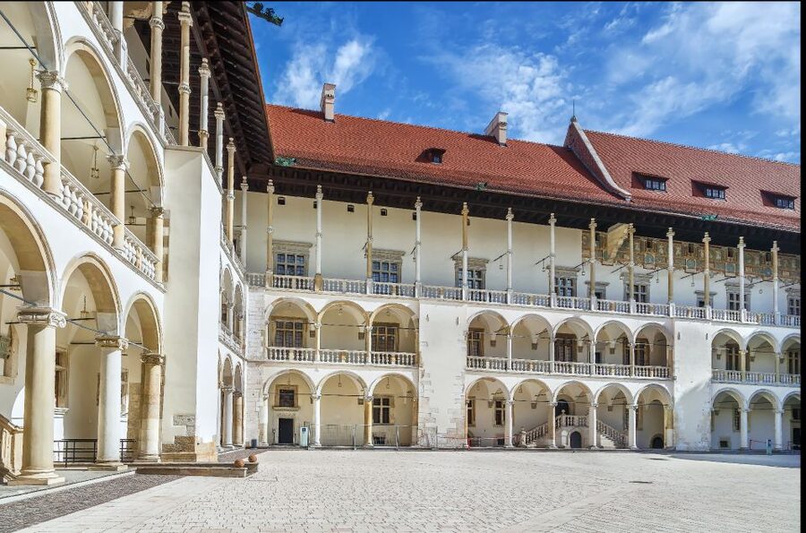 Krakow: Wawel Castle Guided Tour with Entry Tickets - Wawel Royal Castle interiors: what the guided route actually covers