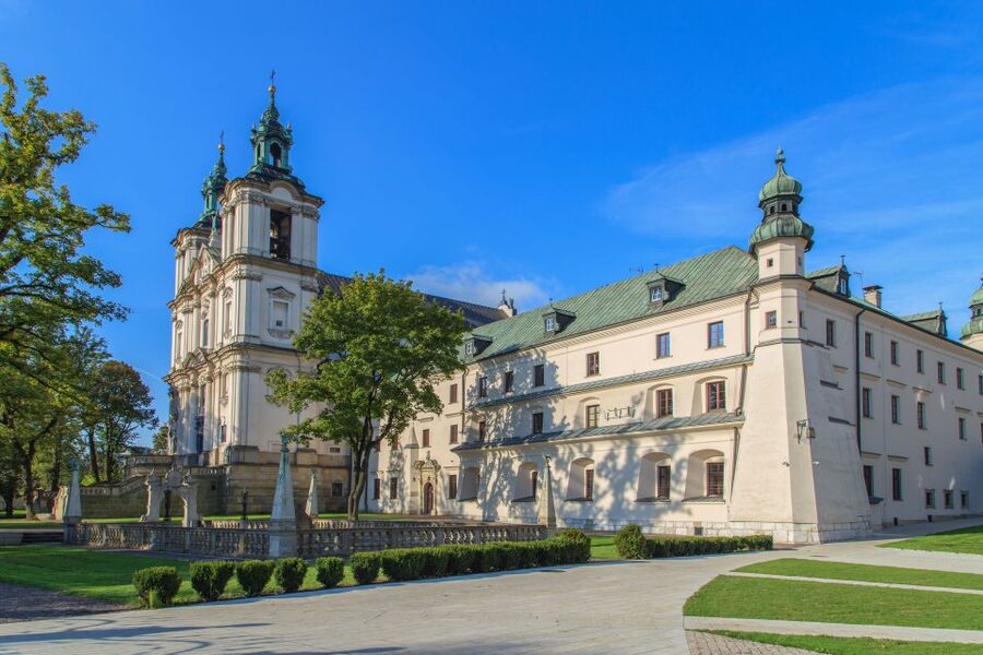 Krakow: Wawel Hill Audioguide Tour - Price and value: what $8 buys you
