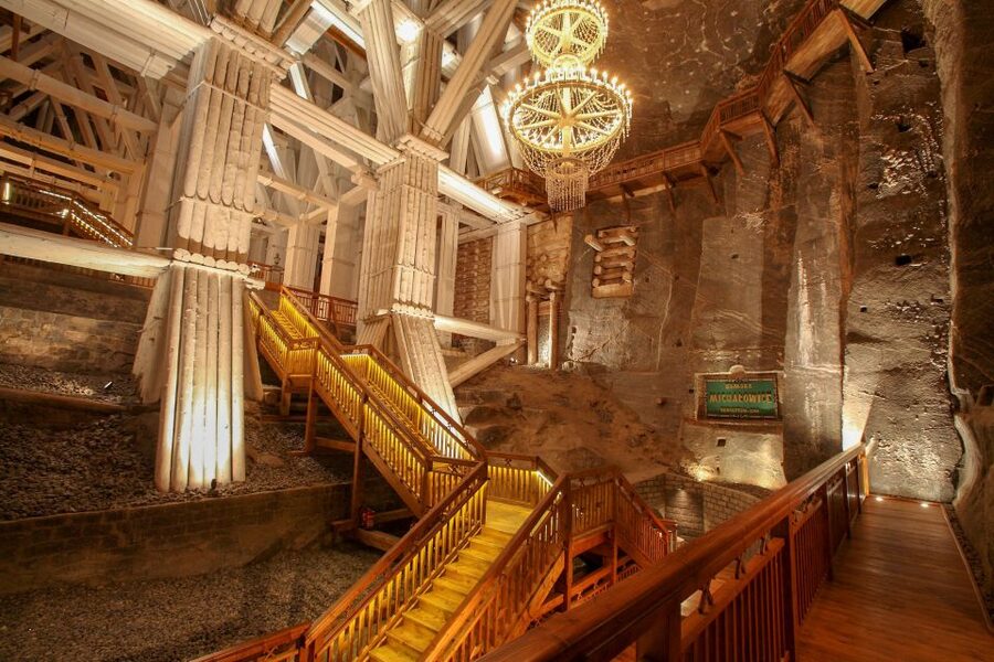 Kraków: Wieliczka Salt Mine Guided Tour with Hotel Pickup - Key things to know before you go