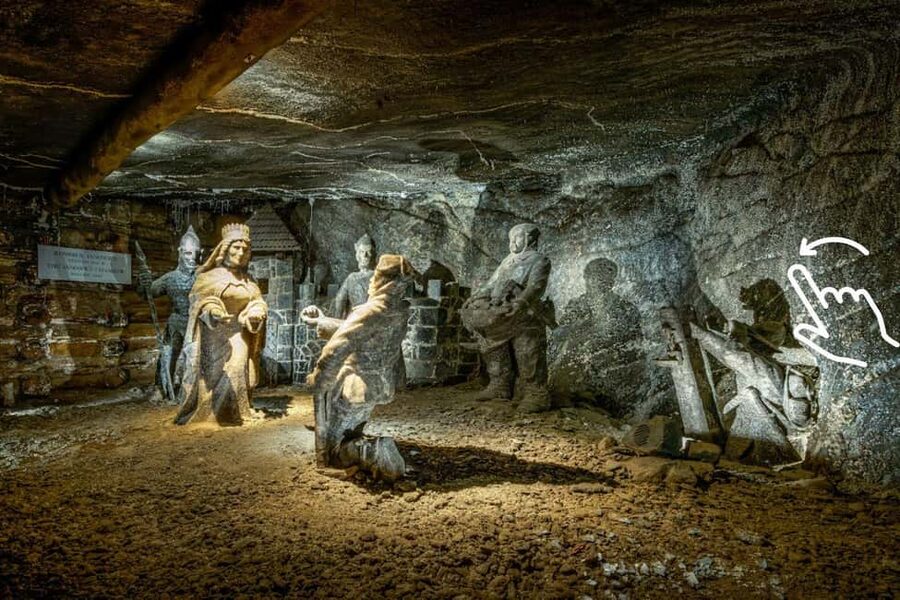 Krakow: Wieliczka Salt Mine Guided Tour with Hotel Transfer - Going Underground: What the Guided Tour Experience Feels Like