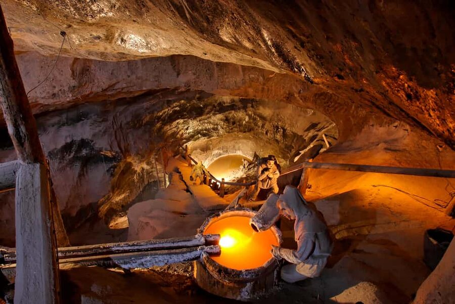 Krakow: Wieliczka Salt Mine Guided Tour with Transport - FAQ