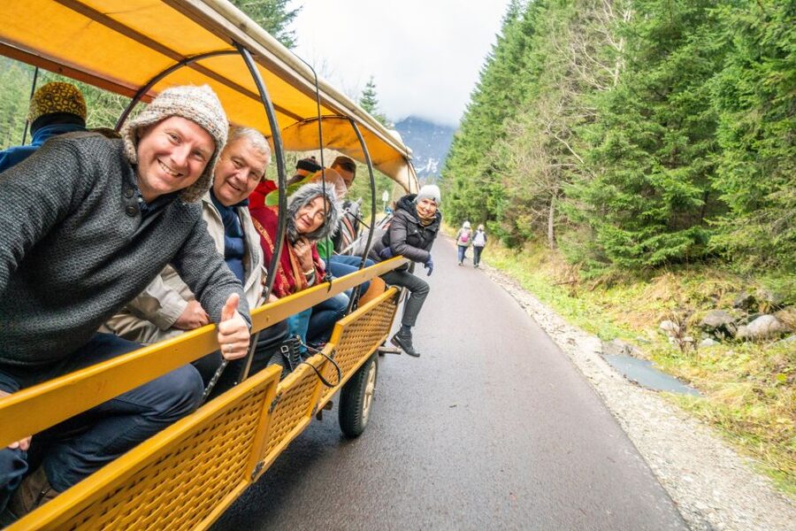 Krakow: Zakopane Day Tour with Optional Thermal Baths - Chochołów wooden houses and the fast photo stop you will actually use