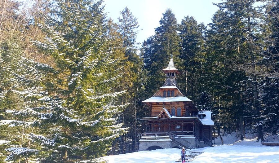 Krakow: Zakopane, Funicular, Cheese, and Highland Day Trip - Zakopane Free Time on Krupówki Street, Plus Market Chances