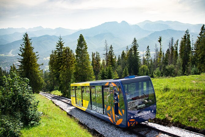 Krakow: Zakopane & Hot Springs Tour with Cable Car (Hotel Pickup) - Morning Pickup in Krakow: What the Start Feels Like