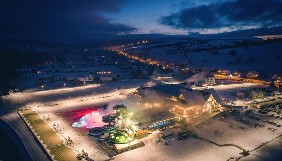 Kraków: Zakopane Tour, Thermal Pools & Hotel Pickup Options - Zakopane Day Trips from Kraków: Why This One Fits Most Schedules
