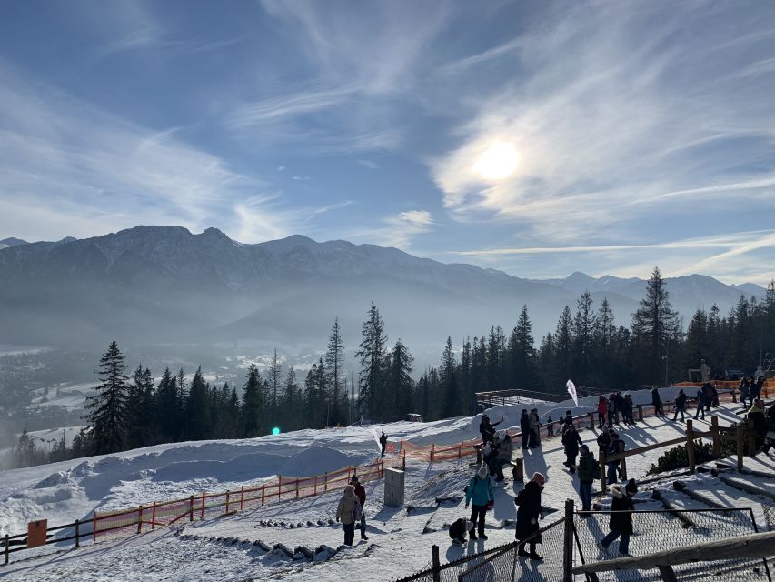 Kraków: Zakopane Tour, Thermal Pools & Hotel Pickup Options - The Cheese and Vodka Tasting Stop: A Small Cultural Shortcut