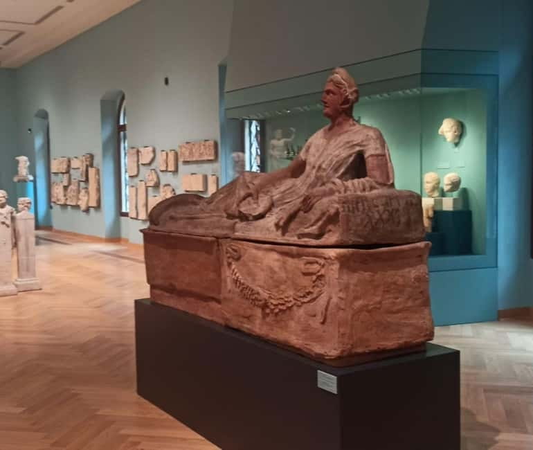 Museo Czartorisky : Visita in Lingua Italiana salta fila… - What the best reviews are praising, in real terms