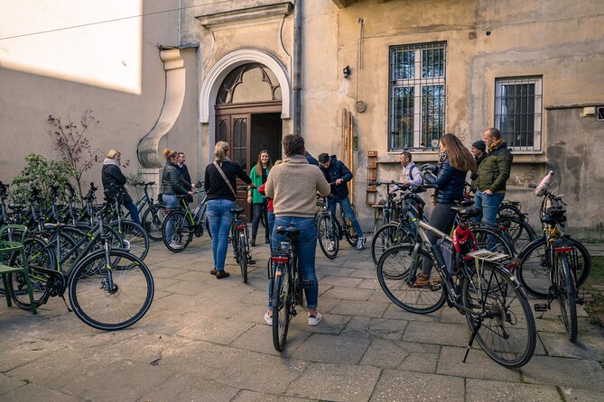 Private Bike Tour in Krakow - Meeting point and how easy it is to start