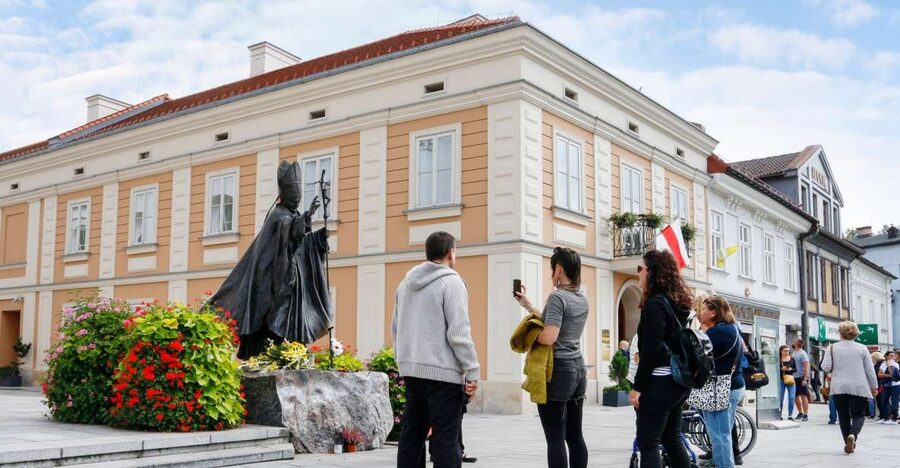 Private Trip to Wadowice: Home Town of John Paul II - Quick hits before you go