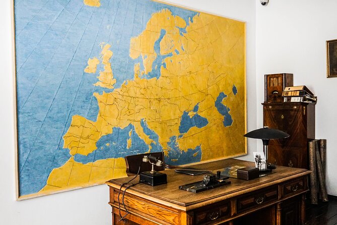 Schindler's Factory Guided Tour - Schindler’s choices, and why the guide keeps it grounded