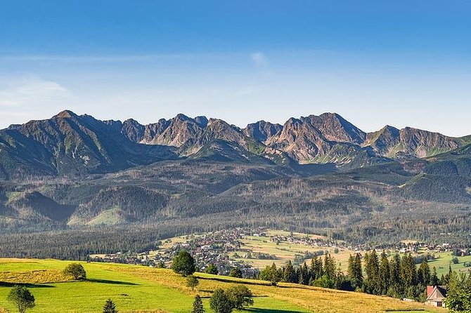 ZAKOPANE & TATRA Mountains Tour from Krakow - Krupówki Street free time: shopping, cafés, and practical souvenir advice